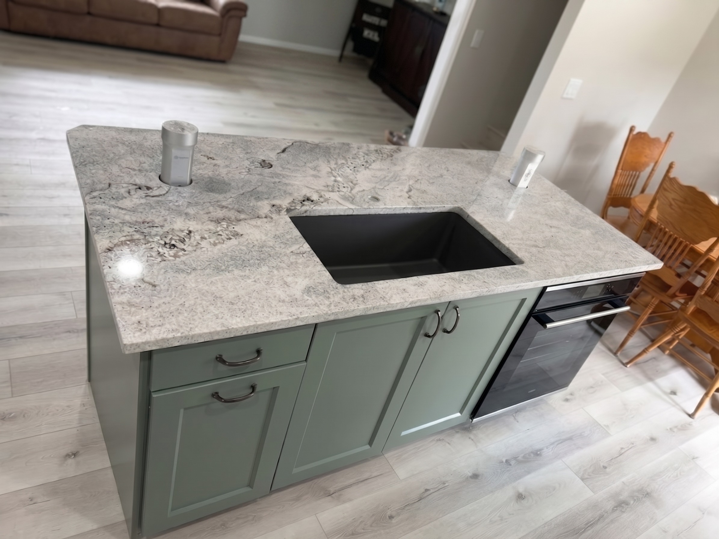 Gray veined granite surface
